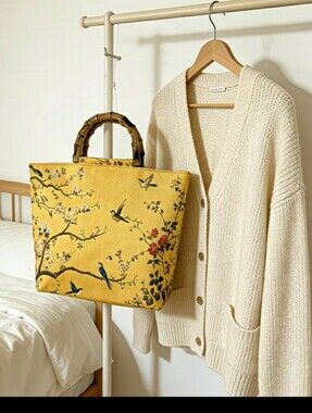 New Women's Chinese-style Large Capacity Handbag, NWT